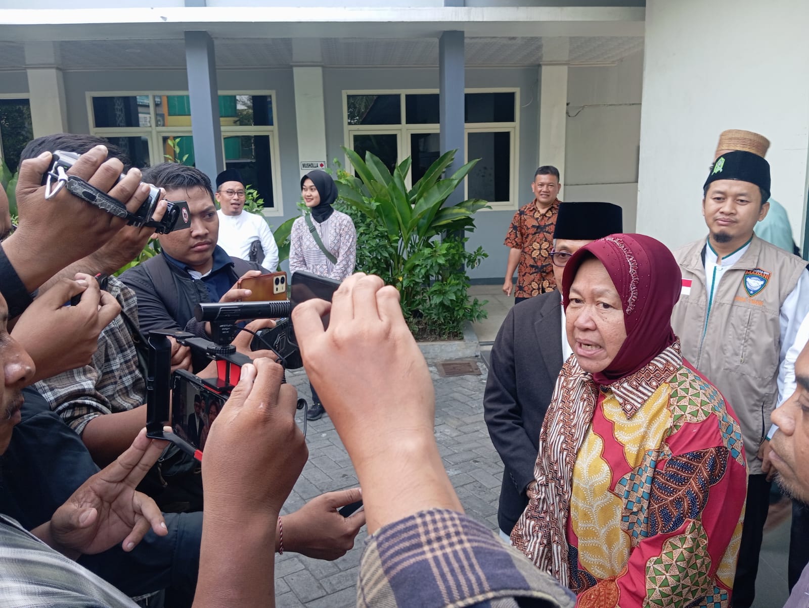 Risma Janji Tingkatkan Kualitas Pendidikan Pesantren