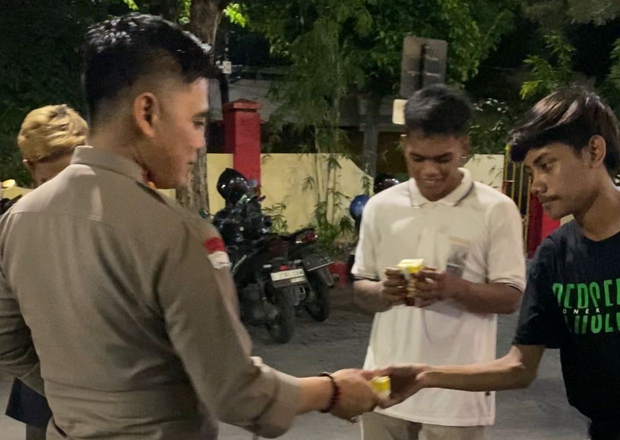 Polsek Simokerto Amankan 3 Remaja Surabaya Pesta Miras di Tengah Jalan