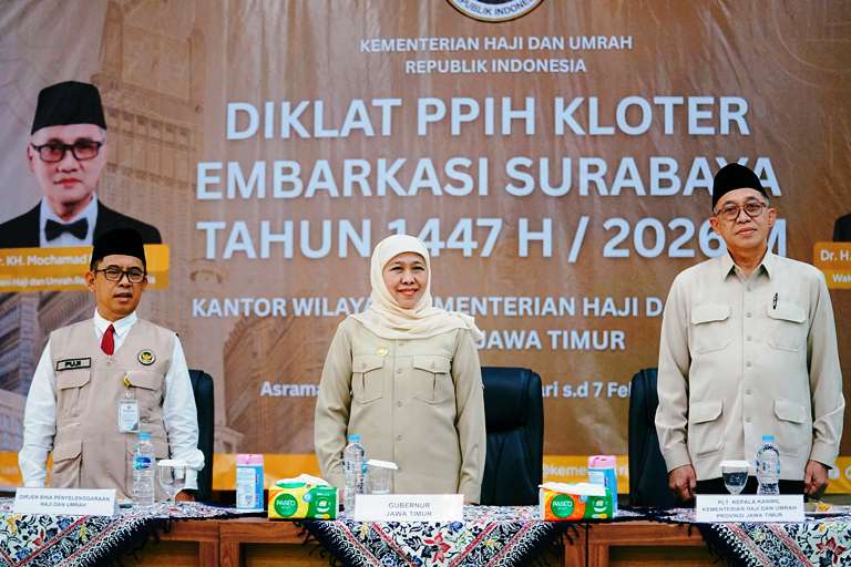 Khofifah Buka Diklat PPIH, Tekankan Pelayanan Tulus bagi Jemaah Haji