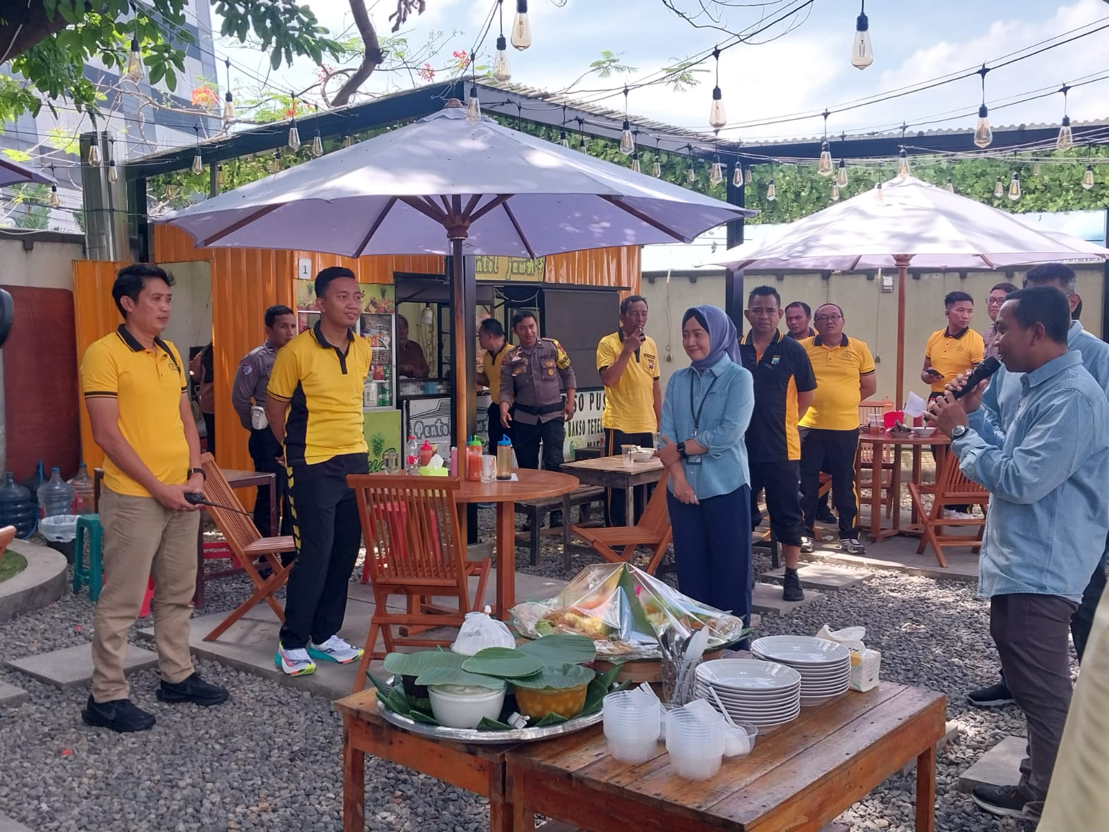 Polsek Tenggilis Mejoyo dan SIER Resmikan Sentra UMKM, Dongkrak Ekonomi dan Jaga Kamtibmas