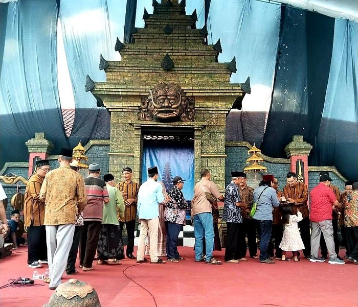 Halalbihalal dan Kupatan Massal di Desa Plandaan, Perpaduan Tradisi Religi dan Budaya Jawa