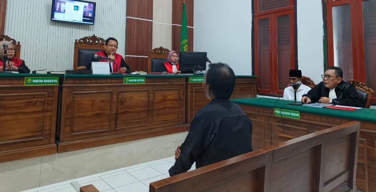 Sidang Kasus Ekstasi di PN Surabaya, Pengacara Terdakwa Hadirkan Saksi A De Charge