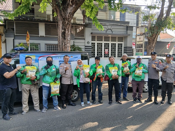 Polres Gresik Gelar Gerakan Pangan Murah di CFD, Ringankan Beban Warga