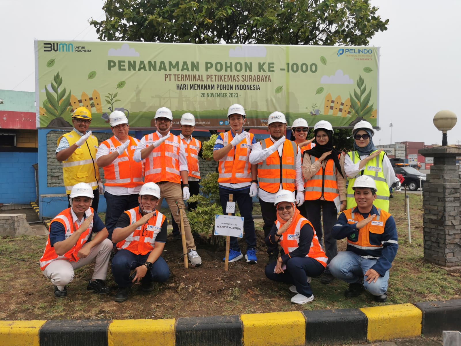 Peringati Hari Menanam Pohon Indonesia, TPS Tanam Pohon Ke-1.000 