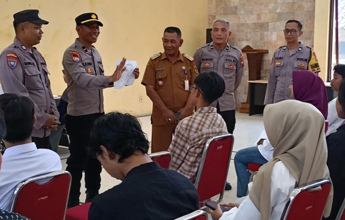 Satbinmas Polres Kediri Kota Mitigasi Berita Hoaks: Ajak Saring sebelum Sharing
