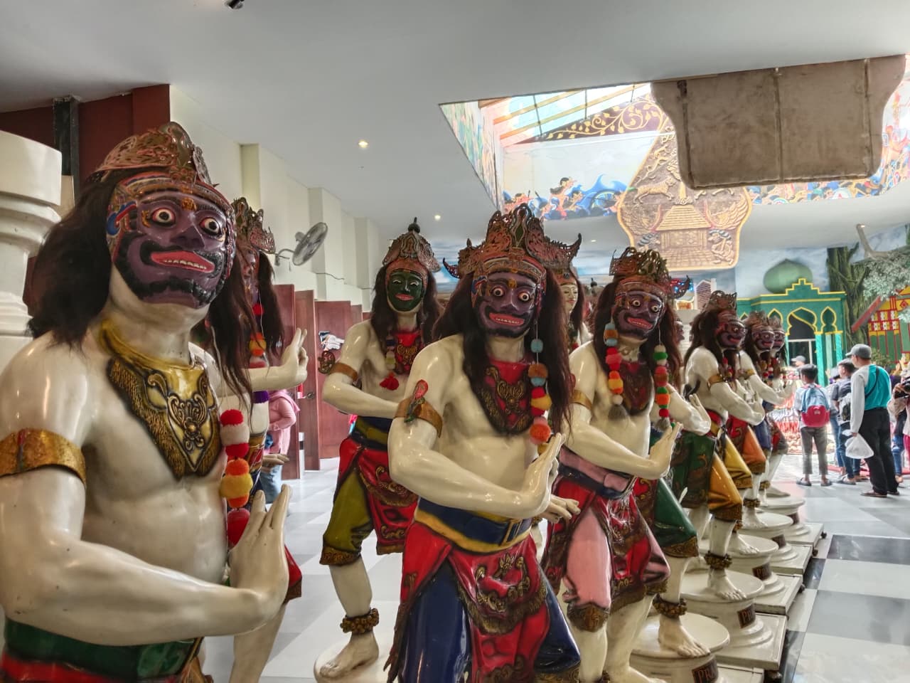 Makna Kisah Legenda Panji di Balik Keindahan Patung Topeng Malangan