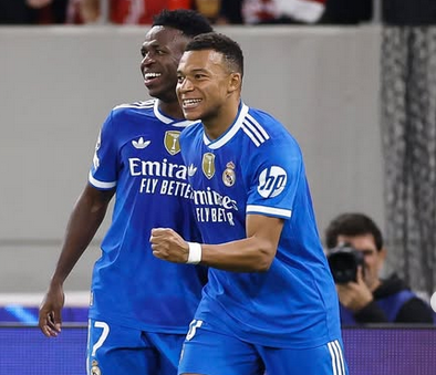 Edan! Mbappé Cetak Hattrick Kilat, Real Madrid Tundukkan Olympiacos 4-3