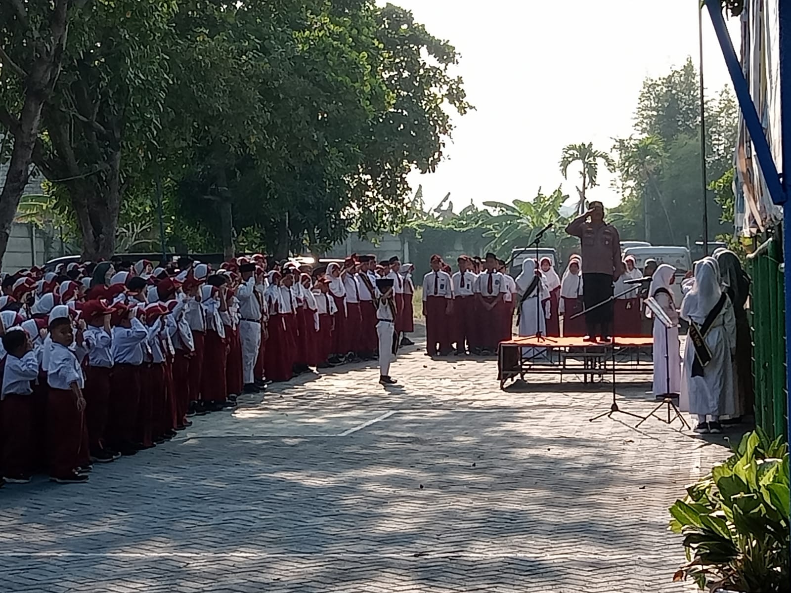 Polisi Edukasi Pelajar Krian Bijak Medsos