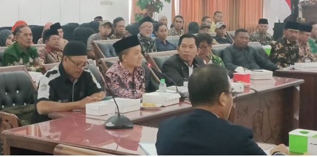 Komisi A DPRD dan BPD se-Kabupaten Lumajang Adakan Audiensi Bahas Peningkatan Kesejahteraan dan Kapasitas