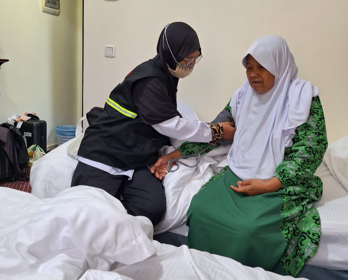 Jemaah Calon Haji Kabupaten Madiun Terserang Flu dan Batuk   