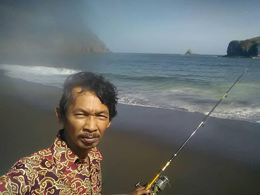 Tragedi Pantai Payangan, Pemancing Dilaporkan Hilang, Identitas Terungkap Lewat Motor dan Alat Pancing