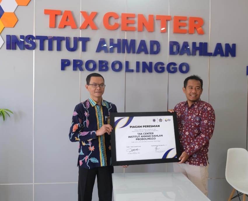 Resmikan Dua Tax Center, DJP Jatim III Dorong Kesadaran Pajak Akademisi
