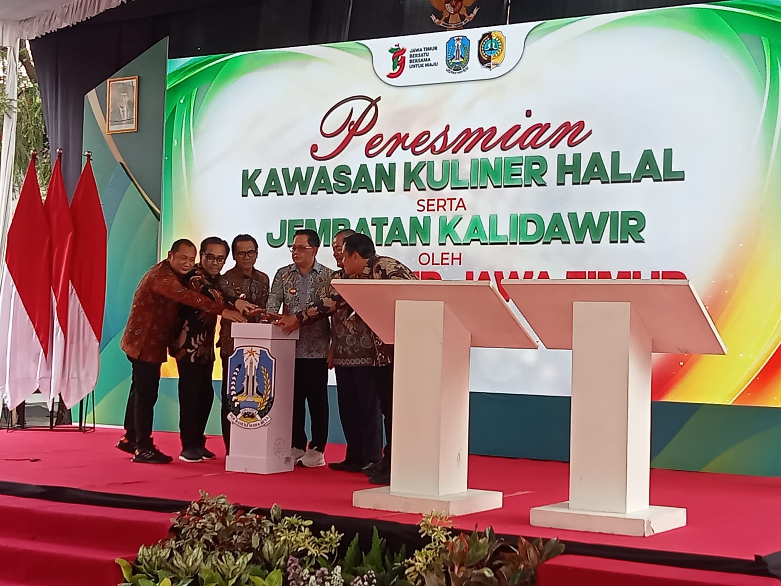 Kawasan Kuliner Halal Pertama di Jatim Diresmikan Pj Gubernur Adhy Karyono di Tulungagung