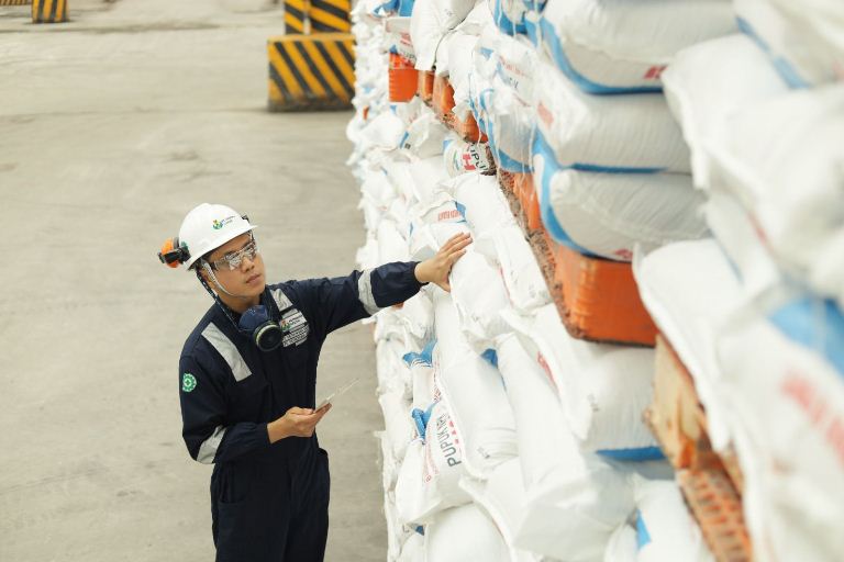 Satu Tahun Pemerintahan Prabowo-Gibran, Pupuk Indonesia Tegaskan Komitmen Dukung Swasembada Pangan