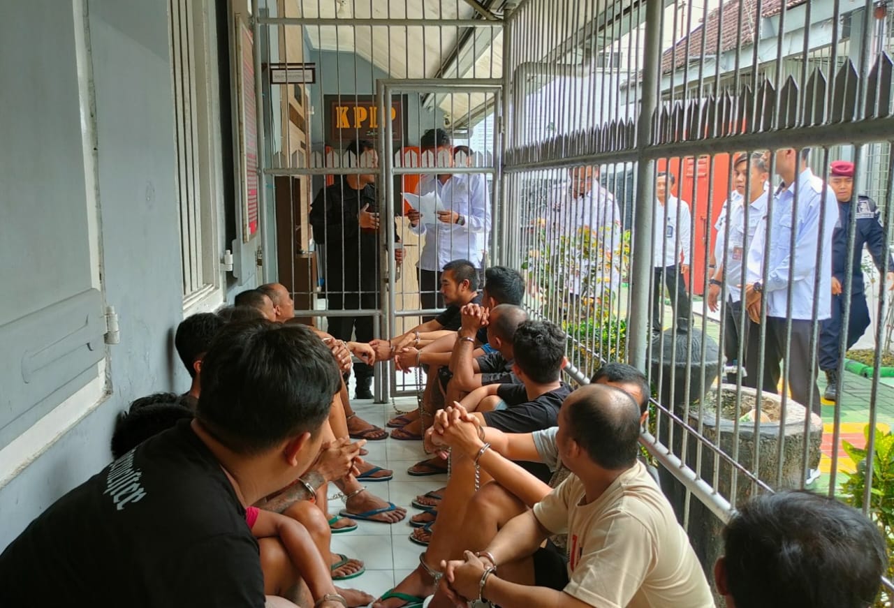 Overkapasitas! Lapas Jember Pindahkan Belasan Narapidana ke Bondowoso, Optimalisasi Pembinaan dan Keamanan