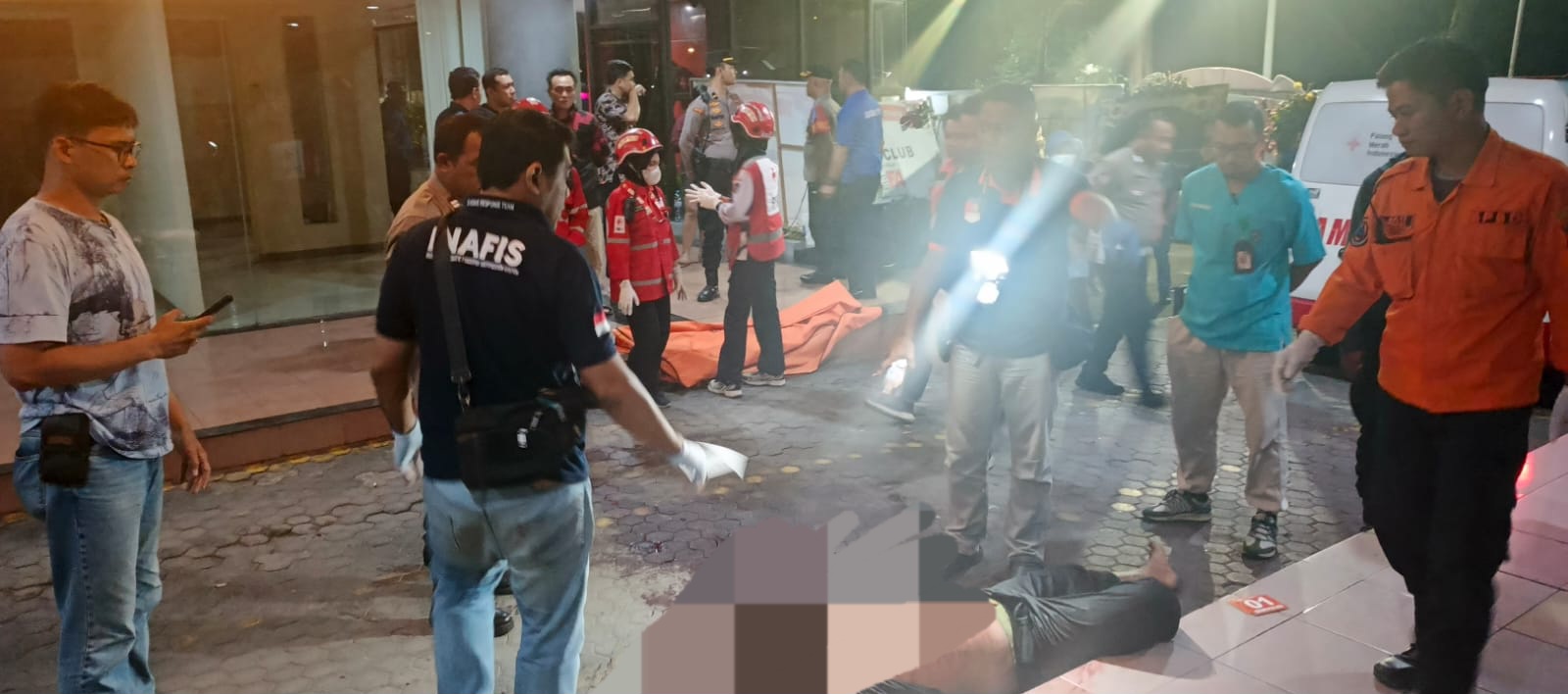 Diduga Jadi Korban Penganiayaan, Tamu Diskotek di Simpang Dukuh Tewas Bersimbah Darah