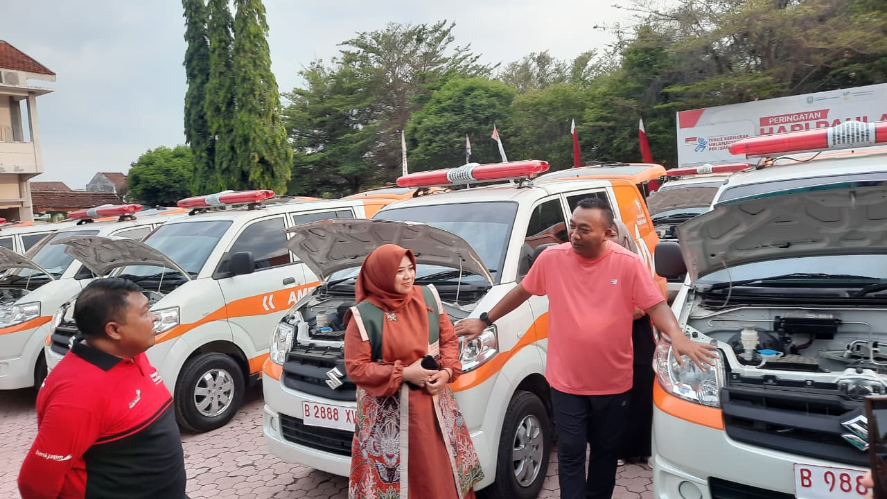 Mas Rio dan Mbak Ulfi Realisasikan Program Satu Desa Satu Ambulance, 38 Unit Tahap Pertama Siap Disalurkan