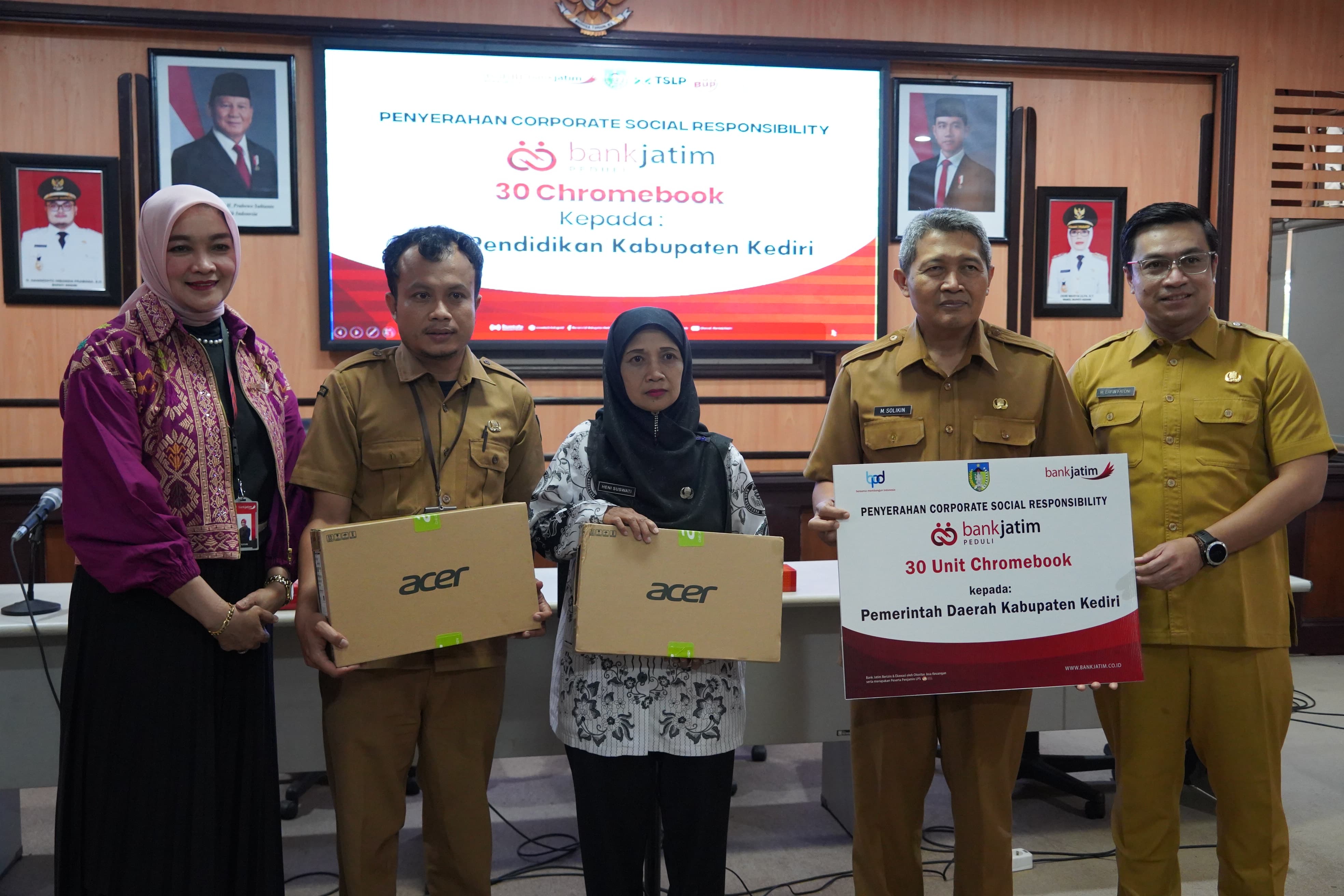 Bank Jatim Salurkan CSR ke Pemkab Kediri untuk Kesejahteraan Masyarakat
