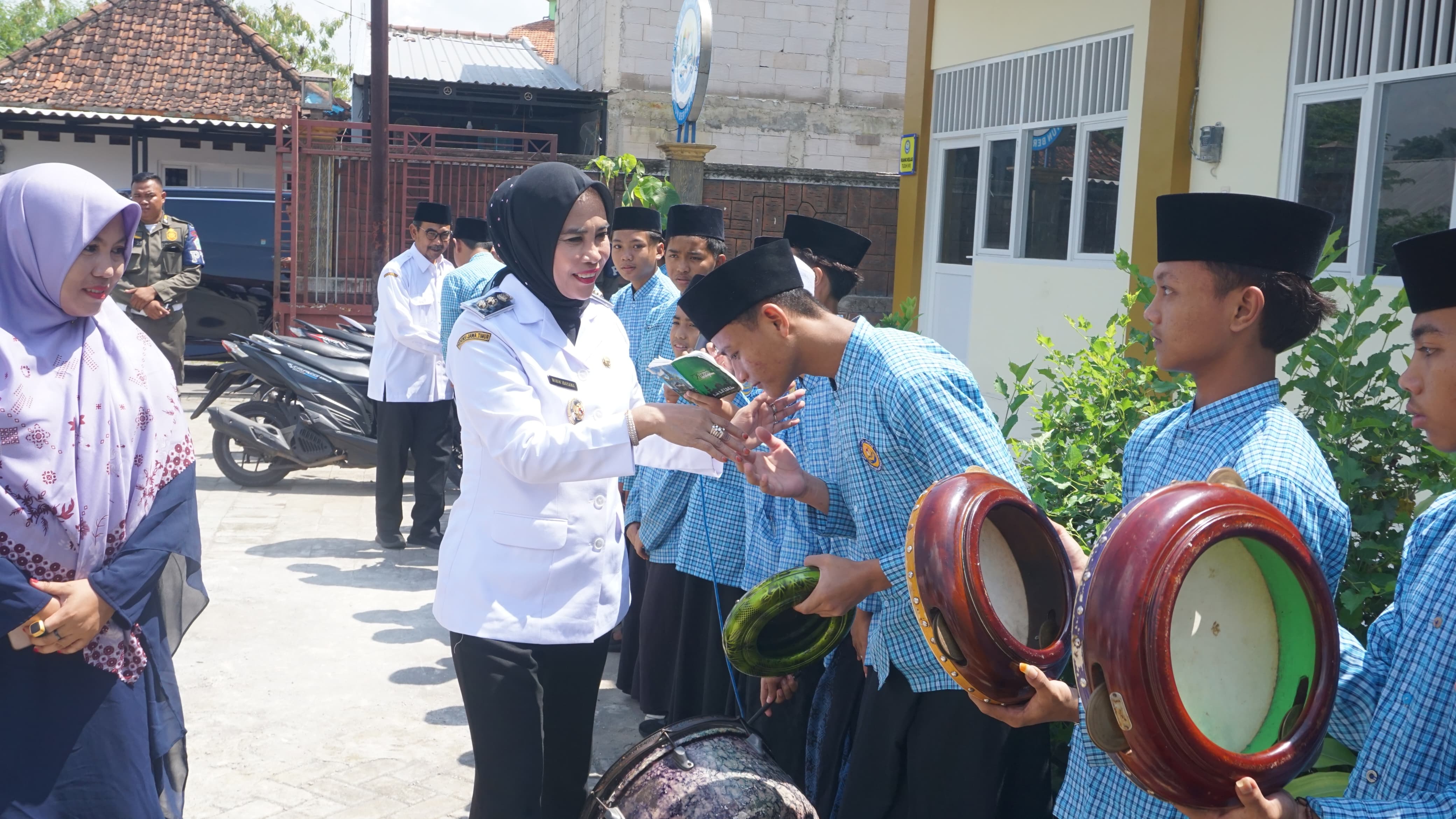 Wabup Sidoarjo Bantu Panti Asuhan Sibar