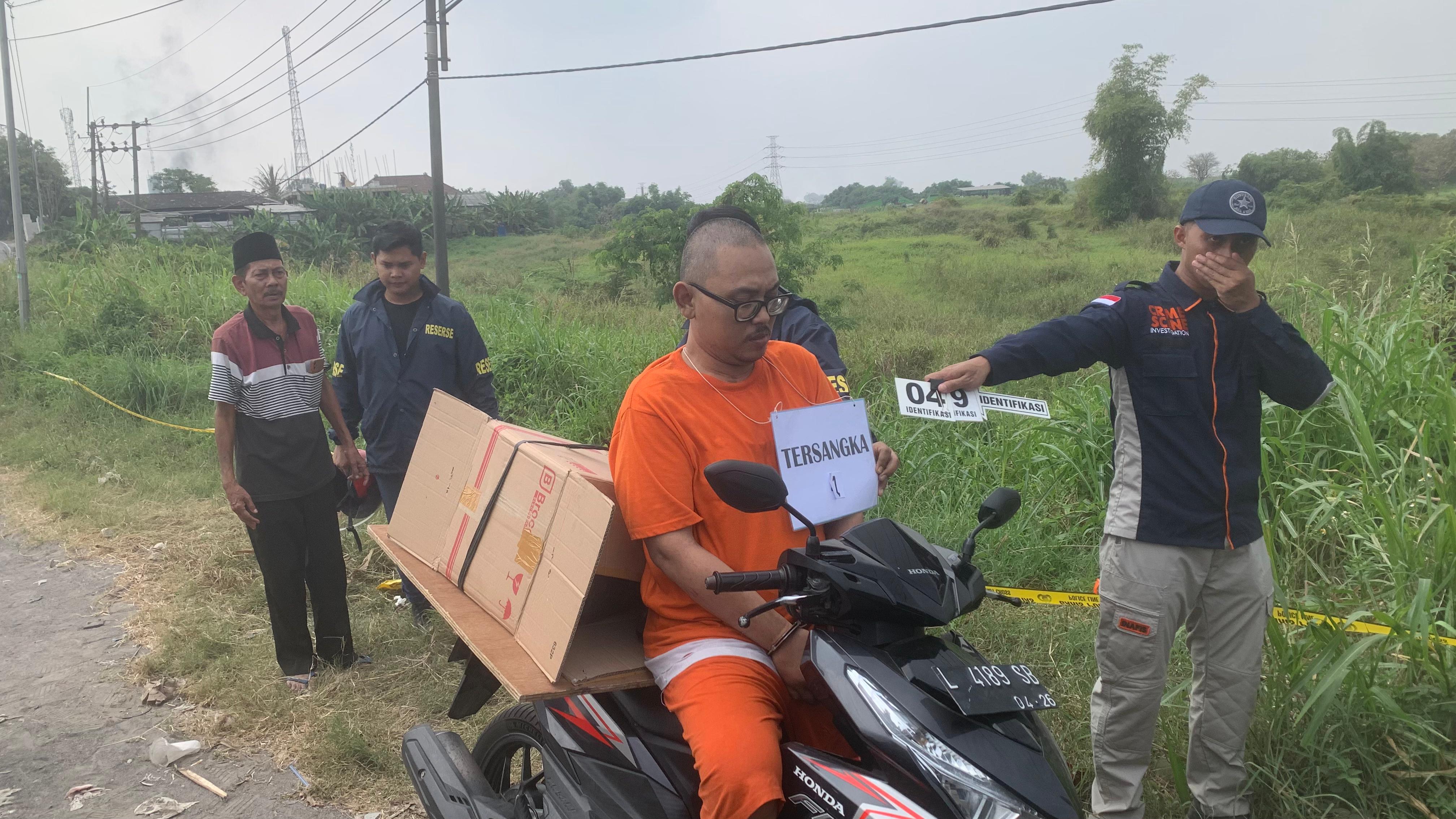 Jalani Rekonstruksi Ulang, Pembunuh Ojol Syahrama Dilimpahkan ke Kejari Gresik