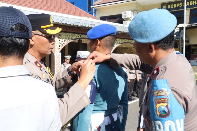 Polres Pelabuhan Tanjung Perak Gelar Apel Ops Keselamatan Semeru 2026