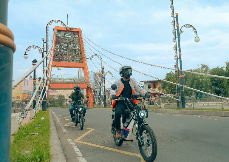 Kupprum Resmikan Showroom dan Bengkel Perdana di Surabaya, Pasca Perkenalan di GIIAS 2025