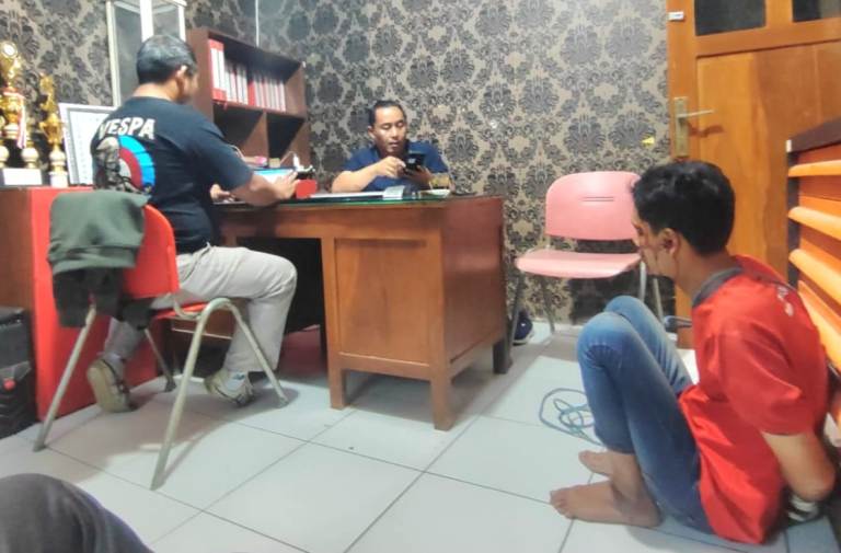 Kepergok Curi Motor di Purwosari, Badut Dimassa Warga Pasuruan