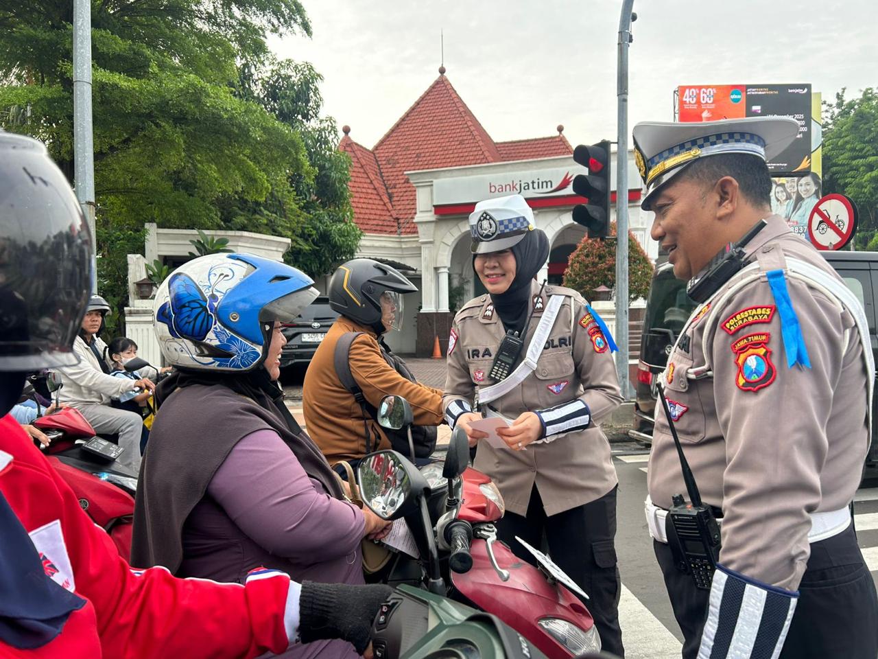 Operasi Zebra Semeru 2025 Polrestabes Surabaya, Ratusan Ribu Pelanggar Dapat Teguran Lisan