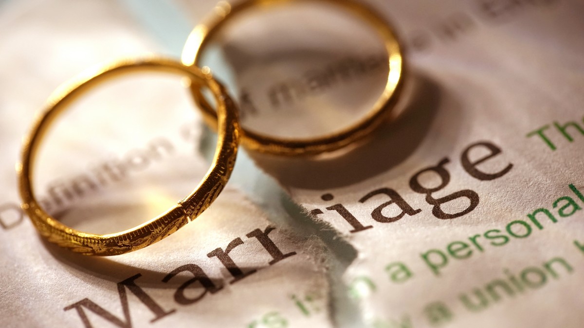 Menyingkap Realitas Pernikahan Dini, Tantangan, Dampak, dan Solusi