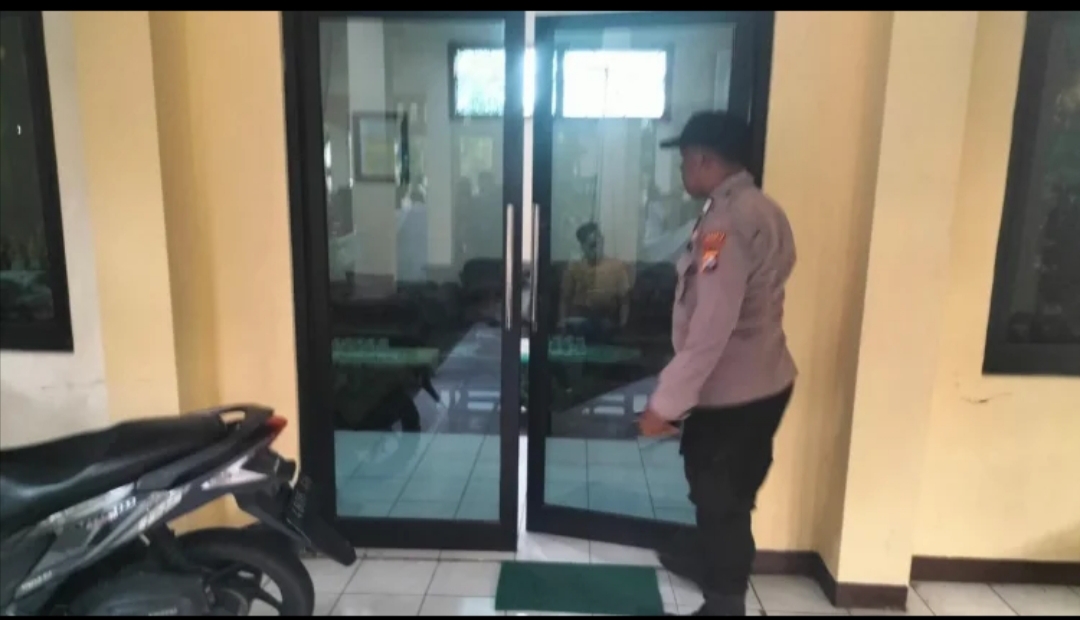 Geger! Kepala Desa Buncitan Sidoarjo Ditemukan Meninggal Dunia di Balai Desa