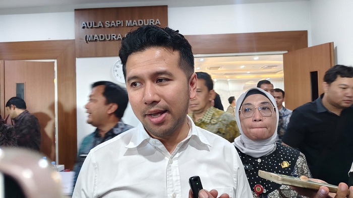 Harga Telur Anjlok, Emil Dardak Dorong ASN dan Program MBG Serap Produk Peternak