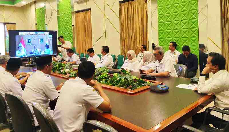 Manfaatkan Forum Reboan, Bupati Bangkalan Curhat soal Polemik LSD dan THL kepada Dirjen Otoda