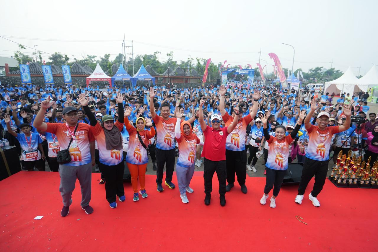 Ning Ita Berangkatkan Ribuan Peserta Majapahit Run 2025
