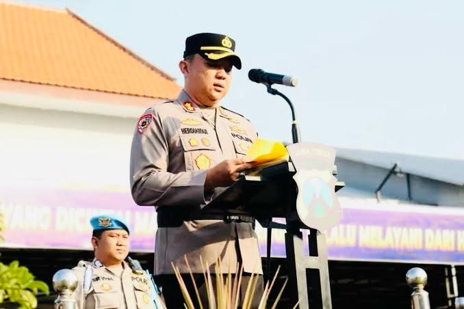 Pimpin Apel Gelar Pasukan Operasi Patuh Semeru 2025, Kapolres Mojokerto Kota Apresiasi Personel