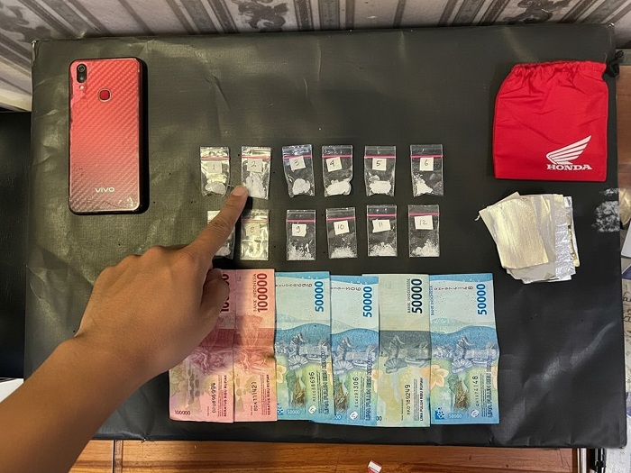 Polisi Ringkus Pengedar Sabu Ampelgading Malang serta Amankan 12 Paket Siap Edar