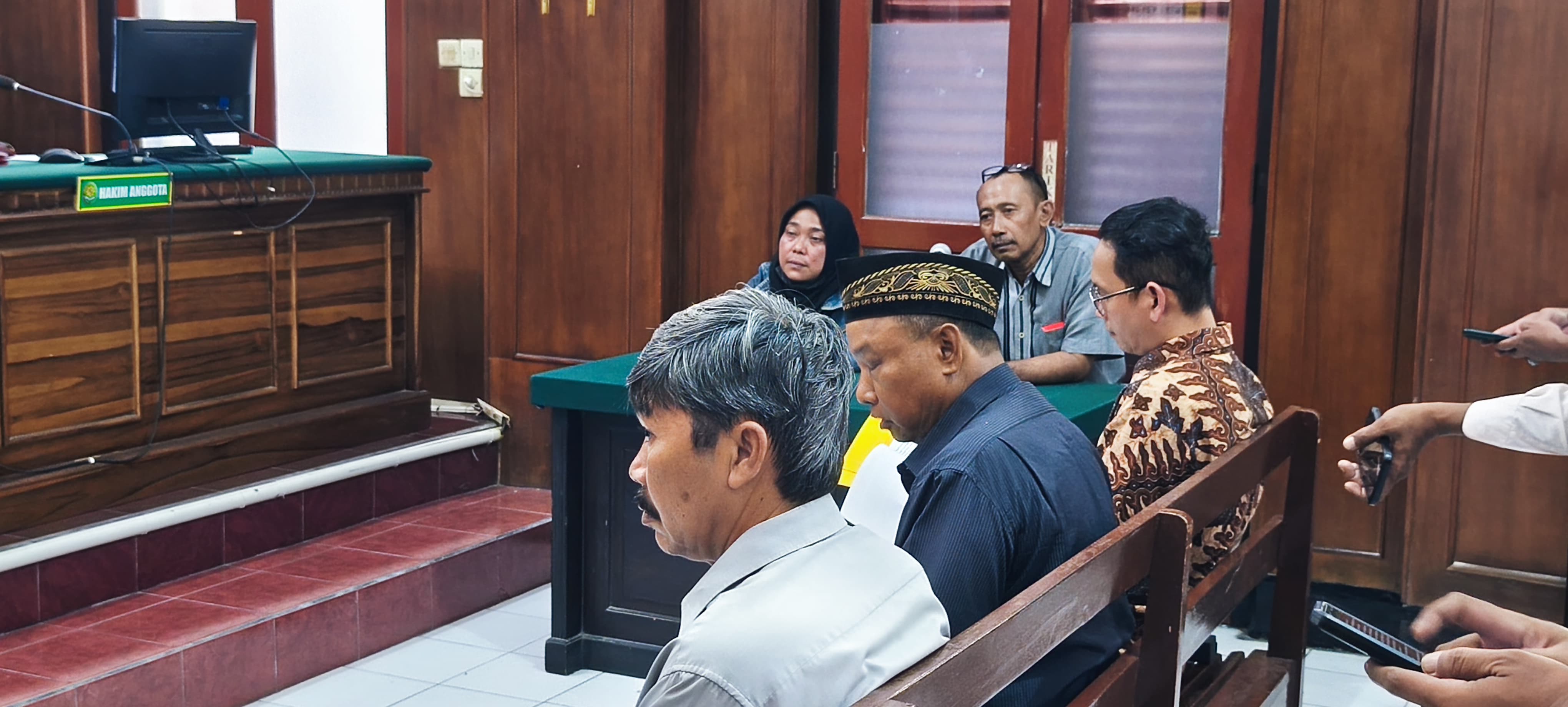 Sengketa Lahan Berujung Kerusakan Rumah, Moh Soleh Sebut Tetangga Kebal Hukum