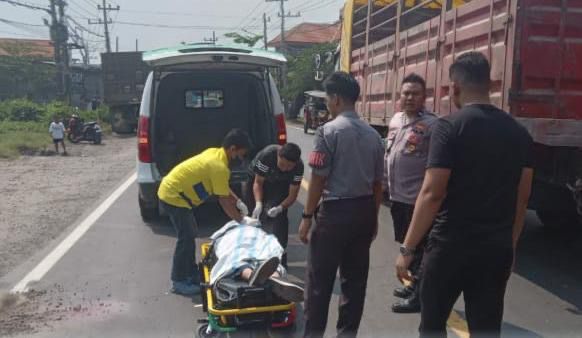 Remaja Bonceng Ibu Tergelincir Kerikil di Jalan Banjasari, Tewas Terlindas Truk
