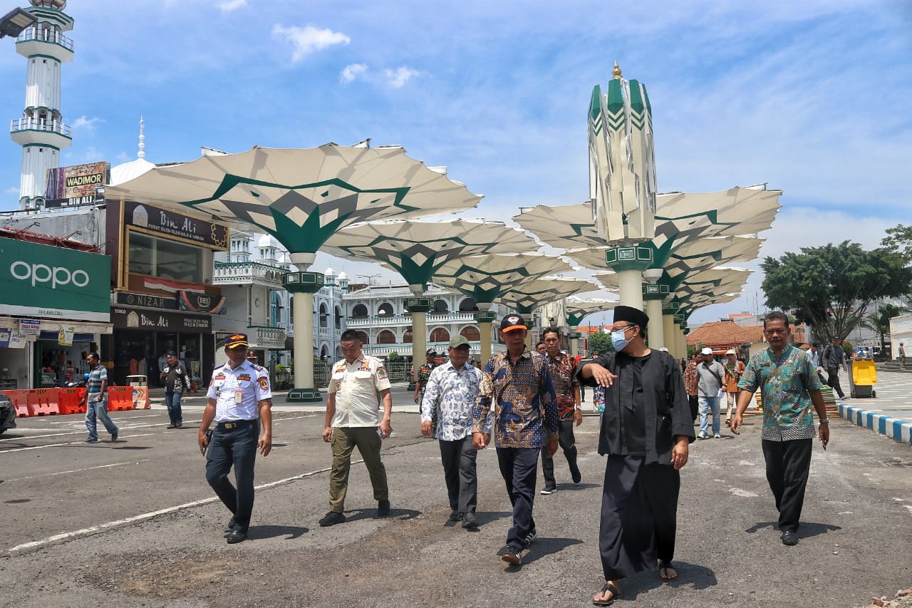 Gus Ipul Ajak Jaga Kebersihan dan Ketertiban Lingkungan di Alun-Alun