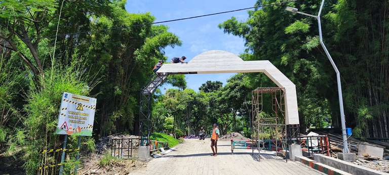 Taman Harmoni Keputih Direnovasi, Gapura Jadi Wajah Baru