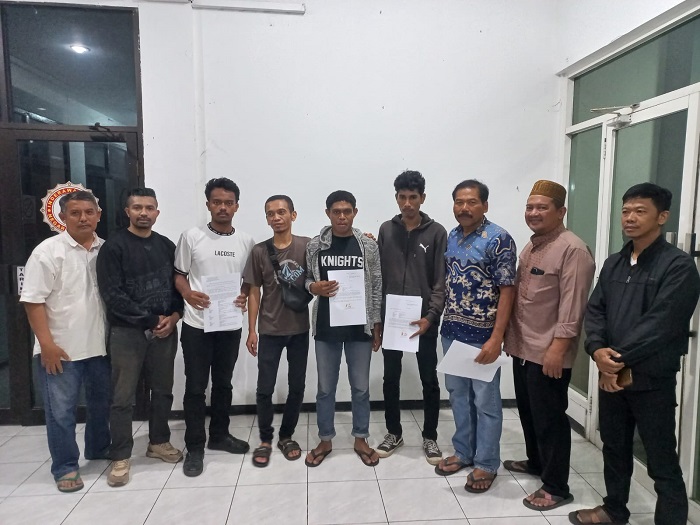 Pengeroyokan Warkop Pradah Surabaya Berakhir Damai, Tiga Pemuda Minta Maaf