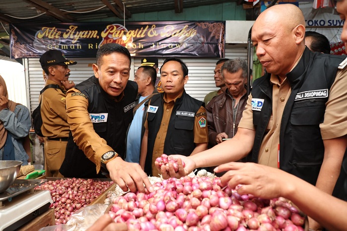 Sidak Bahan Pokok Bersama TPID, Wali Kota Malang Temukan Harga Cabai Makin Pedas