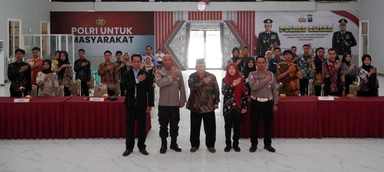 Polres Blitar Gelar Pembekalan Pelajar Duta Kamtibmas 2025