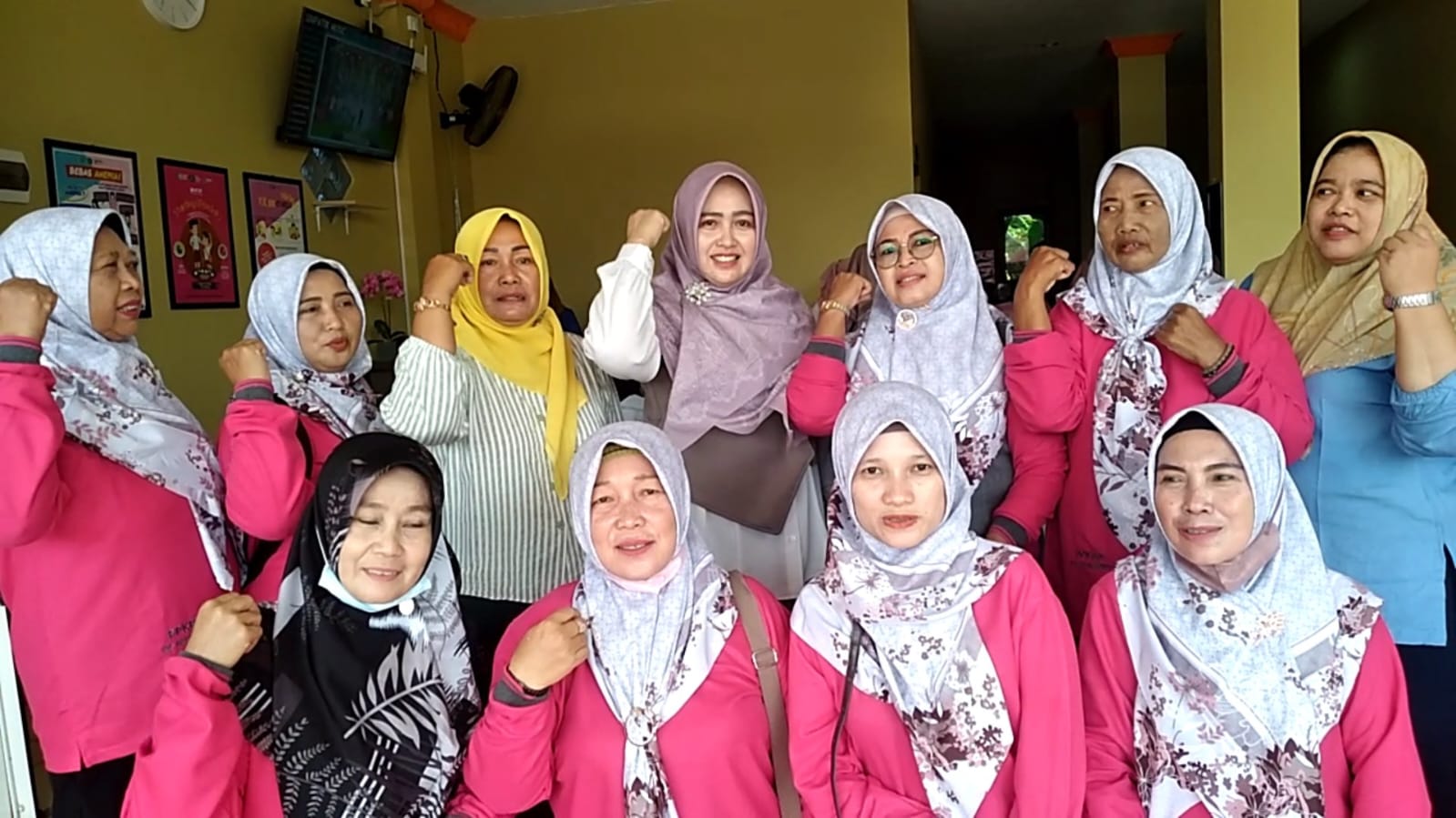 Klinik Medika Utama dan Ana Medika Balongbendo Peringati Hari Bidan Nasional dengan Suntik KB Gratis