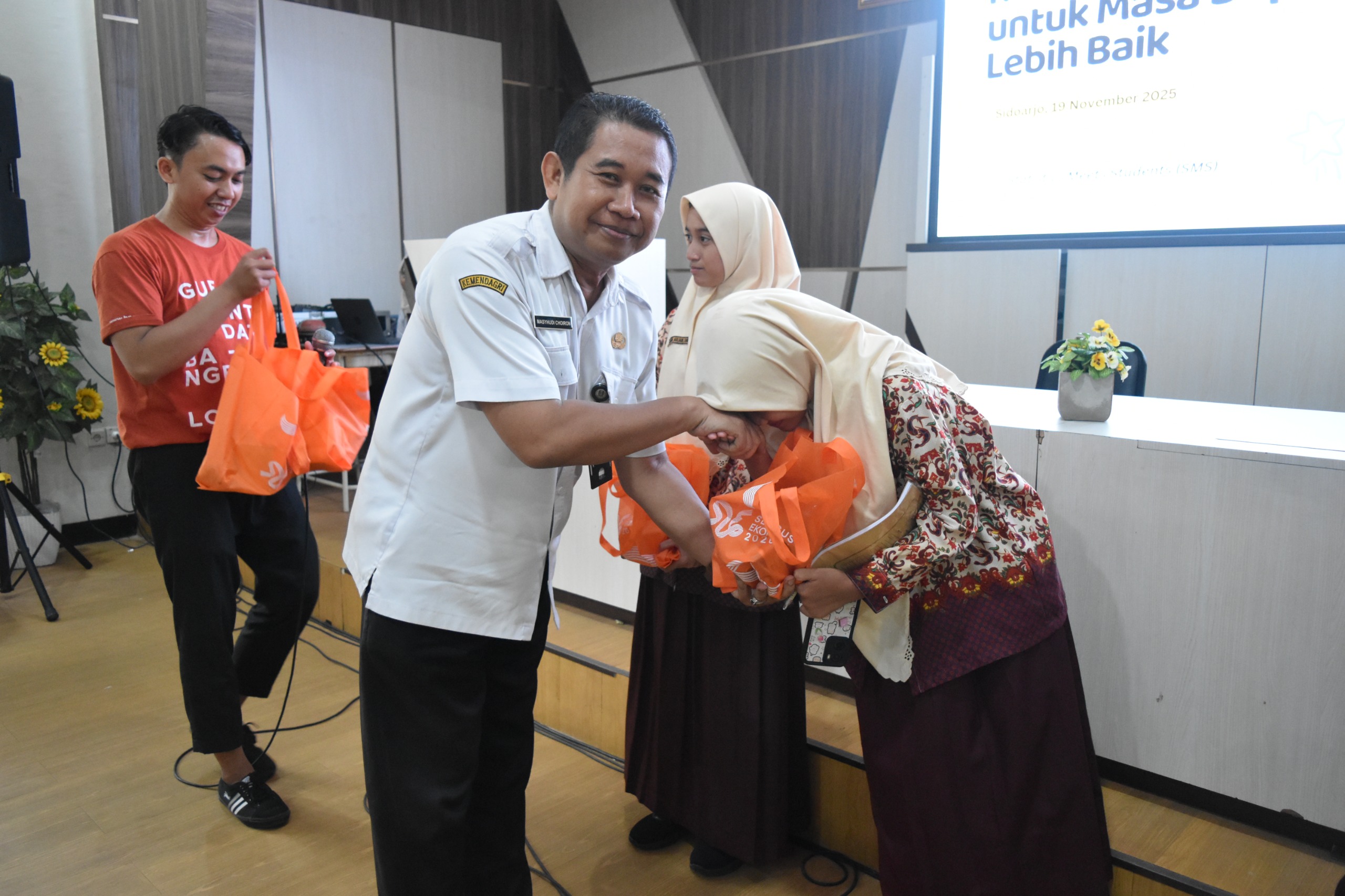 BPS Dorong Pelajar Sidoarjo Melek Data