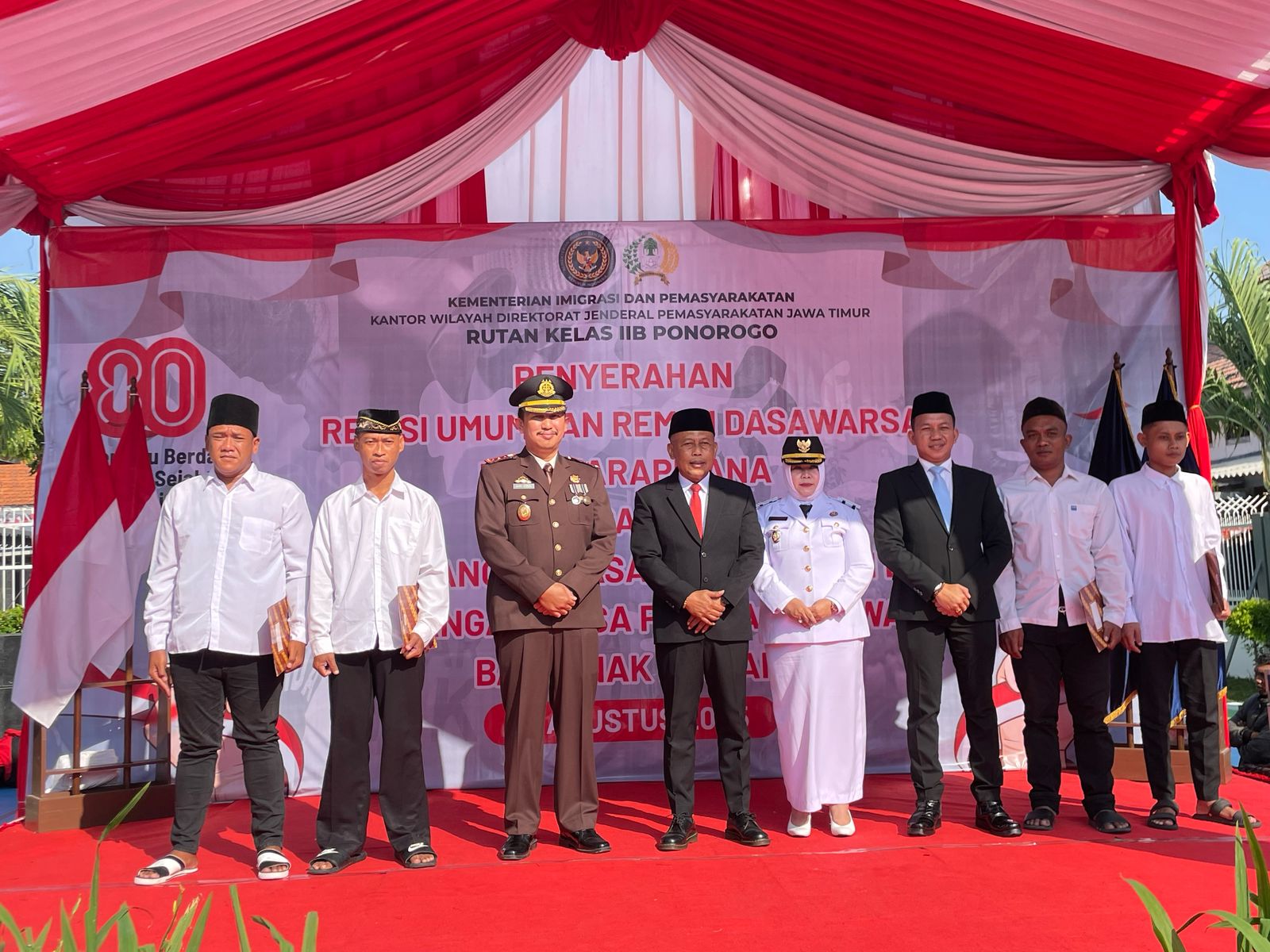 HUT Kemerdekaan RI, Belasan Warga Binaan Rutan Kelas IIB Ponorogo Hirup Udara Bebas