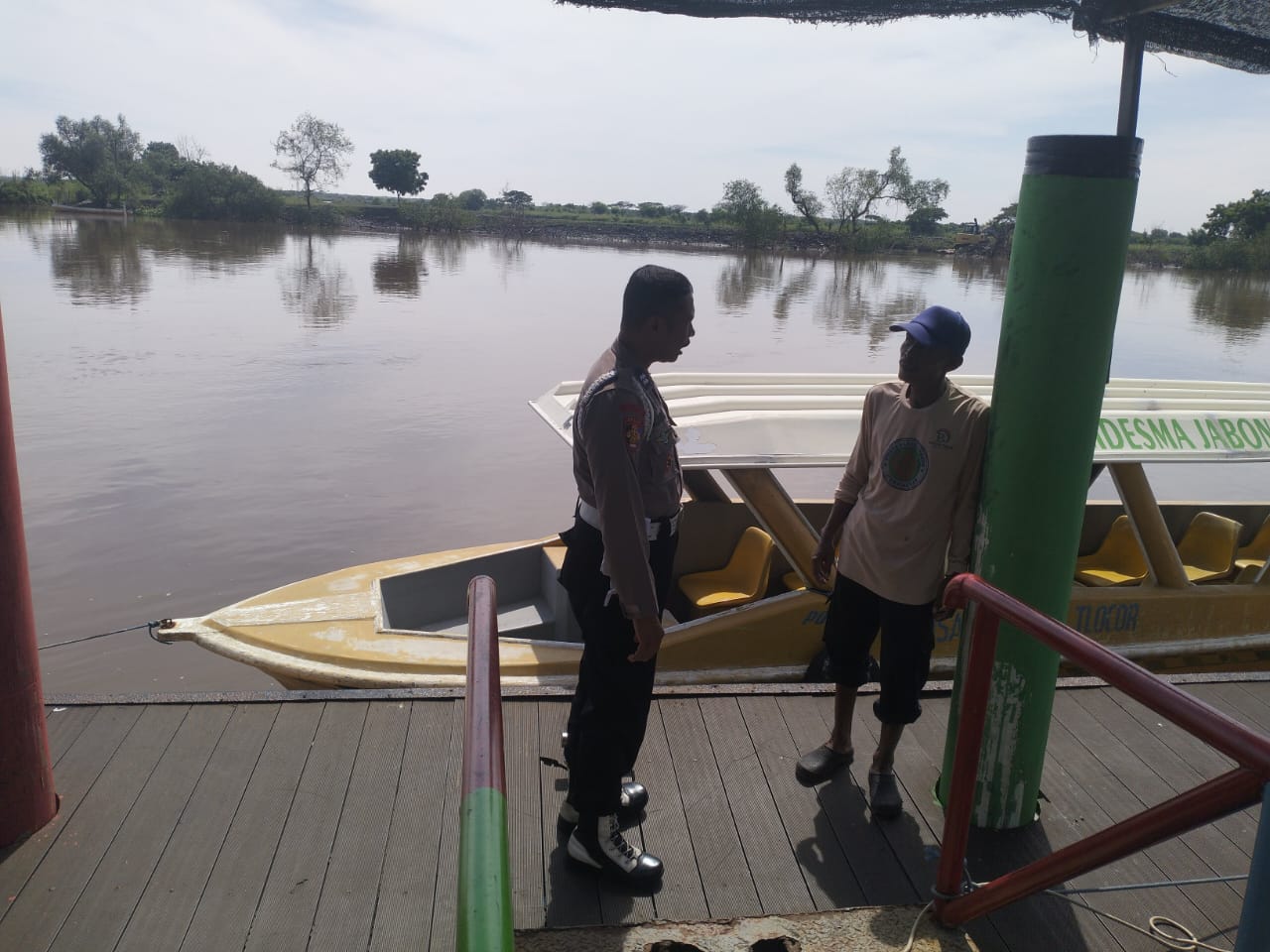 Polisi Siaga di Wisata Bahari Tlocor Selama Libur Idulfitri