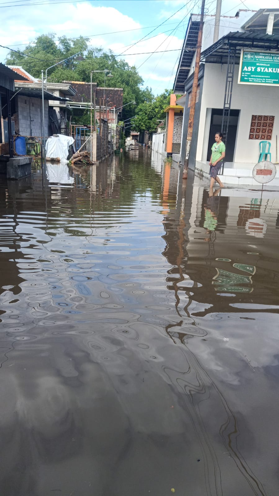 Ribuan Rumah di Kecamatan Jombang Terendam Air, Desa Pulolor Siapkan Tempat Pengungsian