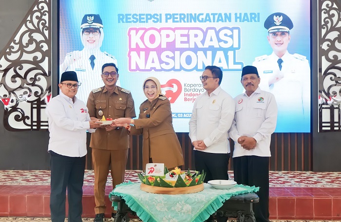 Pengurus Baru Dekopinda Lumajang Diminta Perkuat Koperasi Sehat dan Amanah