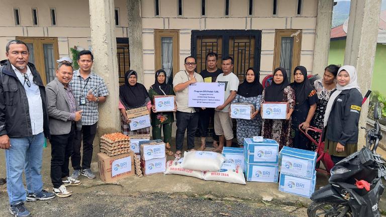 Tanggap Bencana, BRI Peduli Bergerak Cepat Salurkan Bantuan Bagi Warga Terdampak di Wilayah Sumatera 