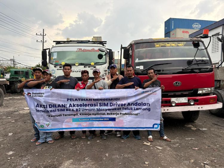 Aksi Dilan Terminal Teluk Lamong Cetak Sopir Truk di Surabaya Profesional